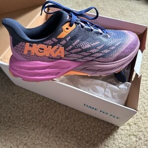 Hoka Youth Speedgoat 5 in Blue and Gray